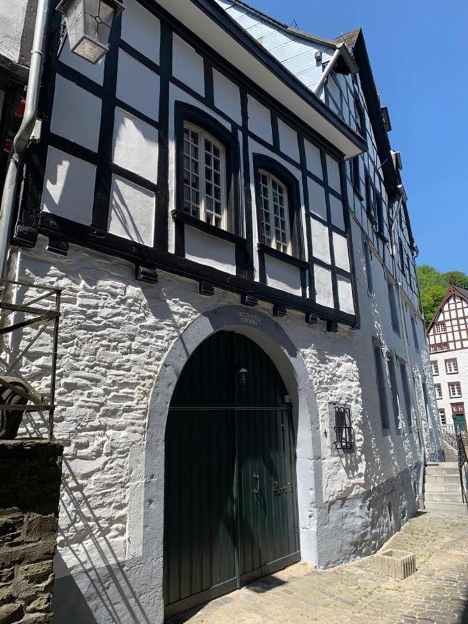 Manoir -1654- Historisch Schlafen In Monschaus Altstadt Zewnętrze zdjęcie