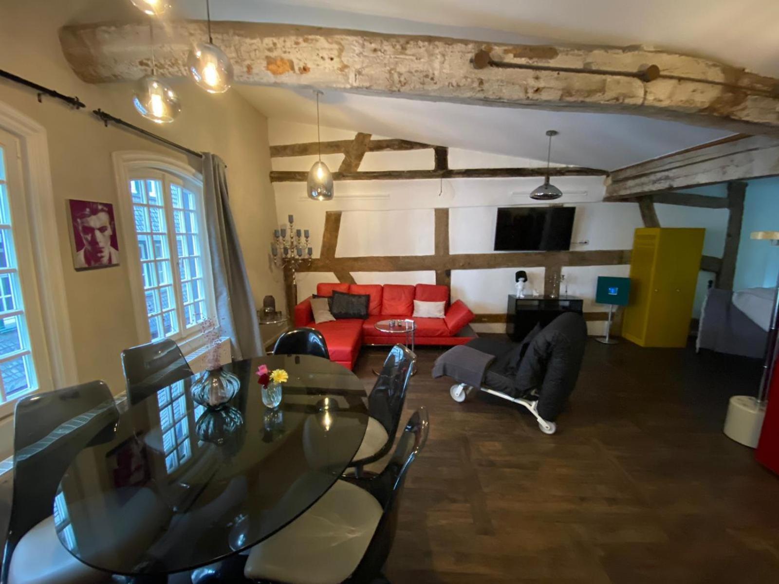 Manoir -1654- Historisch Schlafen In Monschaus Altstadt Pokój zdjęcie